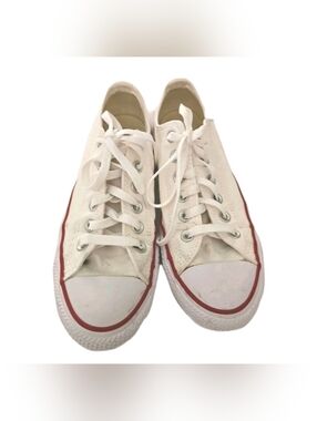 Converse Chuck Taylor Low Top White Canvas Sneakers Women’s Classic